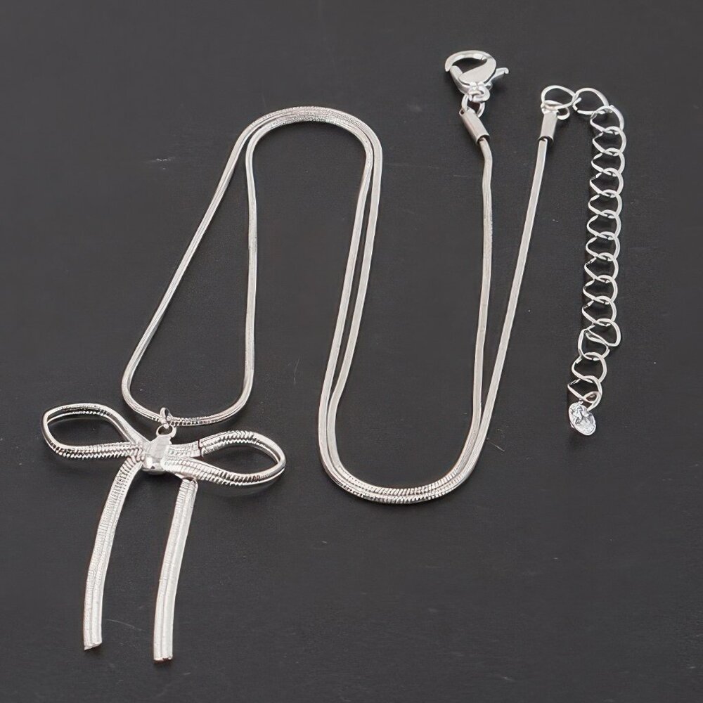 Snake Chain Ribbon Necklace - Picture 2 of 2